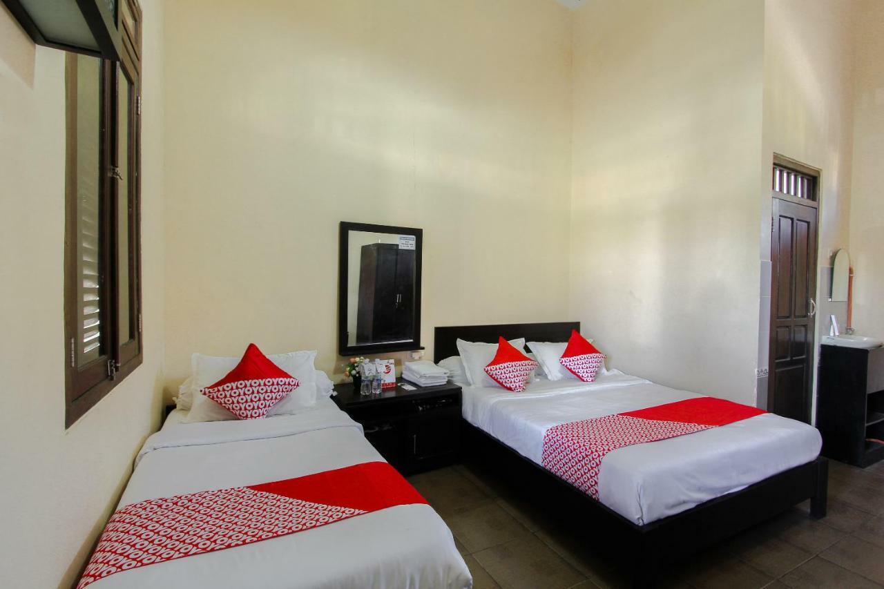 Oyo 1361 Singosari Family Residence Banyuwangi  Εξωτερικό φωτογραφία