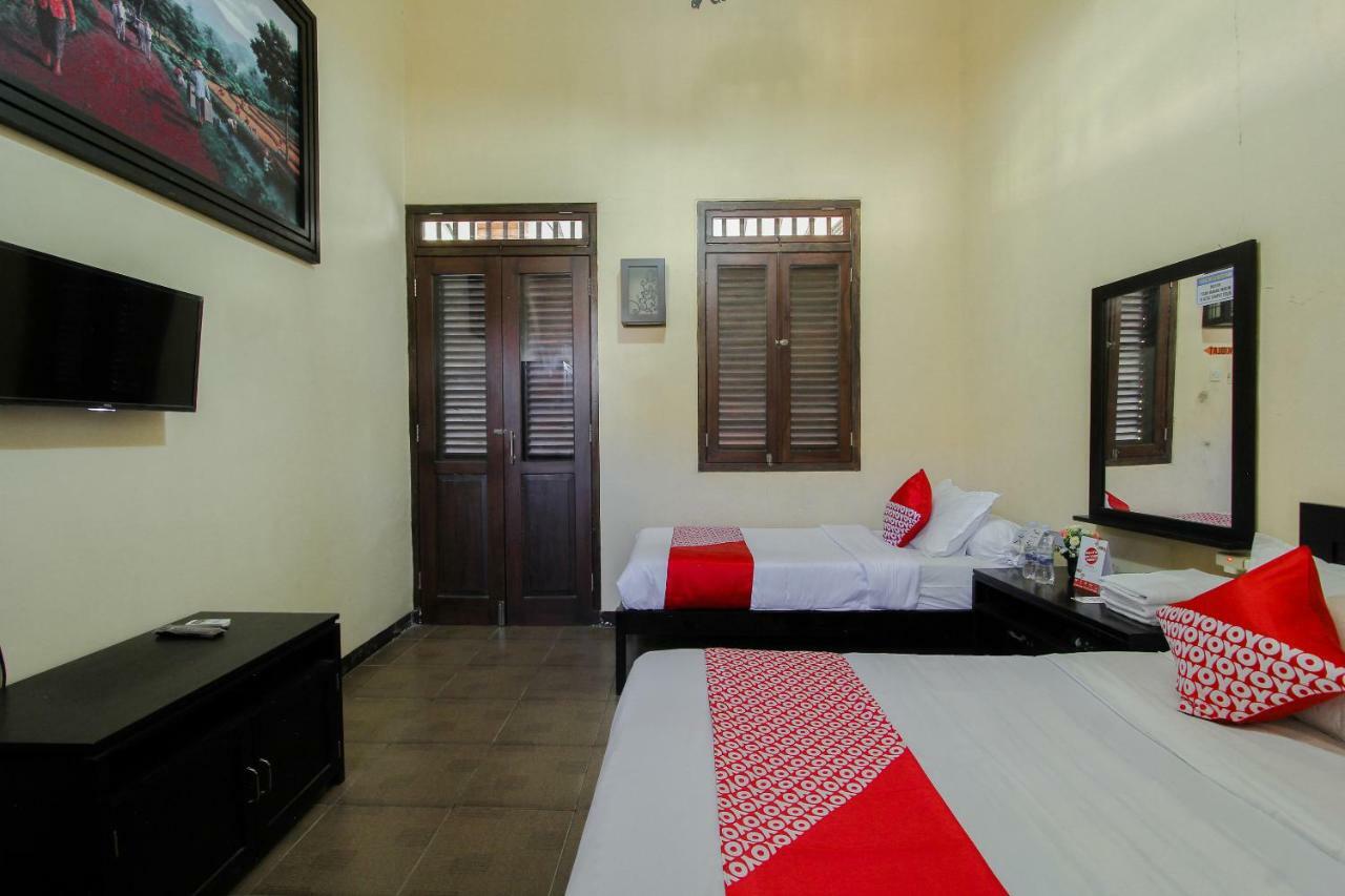 Oyo 1361 Singosari Family Residence Banyuwangi  Εξωτερικό φωτογραφία