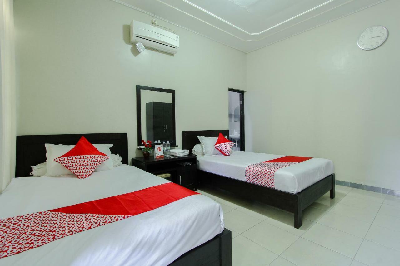 Oyo 1361 Singosari Family Residence Banyuwangi  Εξωτερικό φωτογραφία