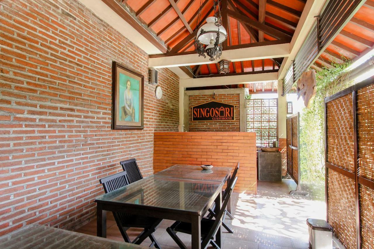 Oyo 1361 Singosari Family Residence Banyuwangi  Εξωτερικό φωτογραφία